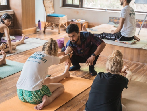 Yoga alliance approved yoga course in rishikesh