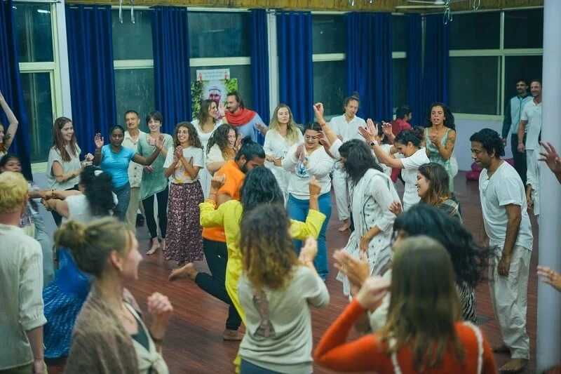 Yoga alliance approved yoga course in rishikesh